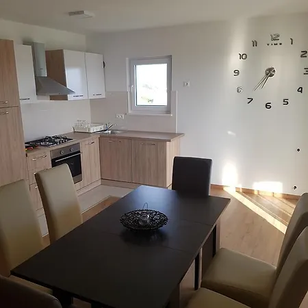 Apartment Kalajica