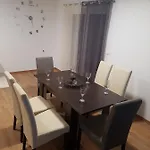 Appartement Kalajica